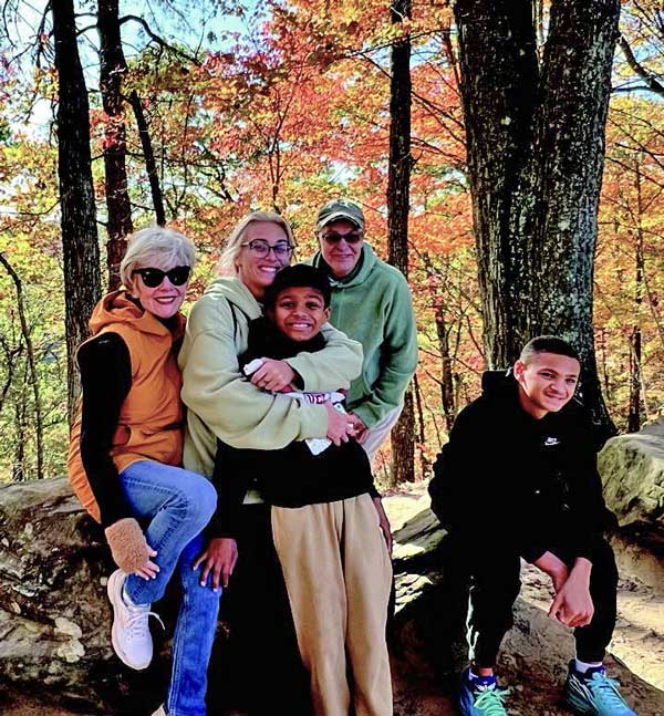 Jon-Larson_pc_fam_2